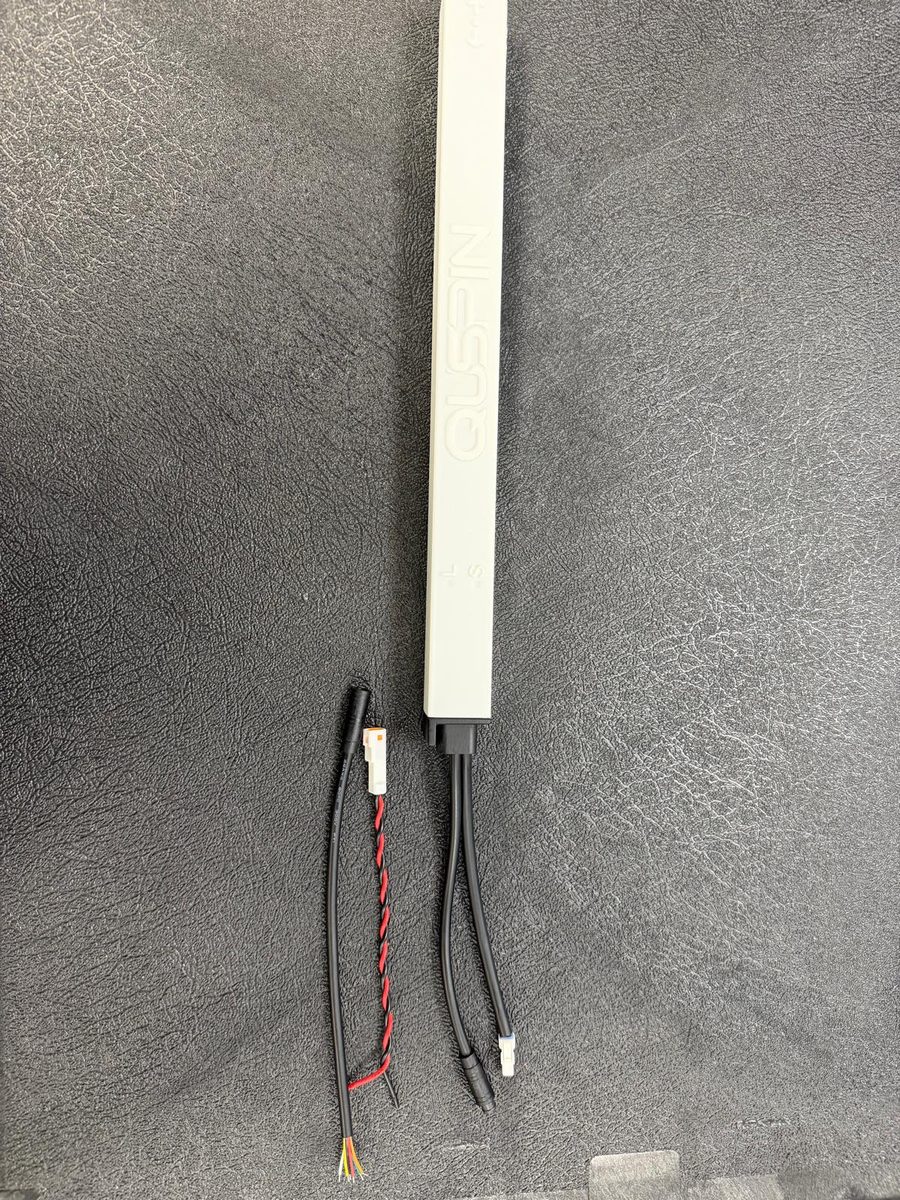 Assembled Magpie in white plastic shell